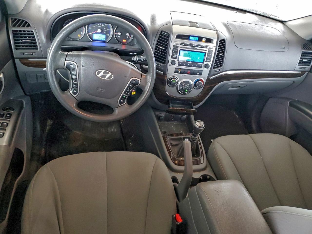 2011 HYUNDAI SANTA FE