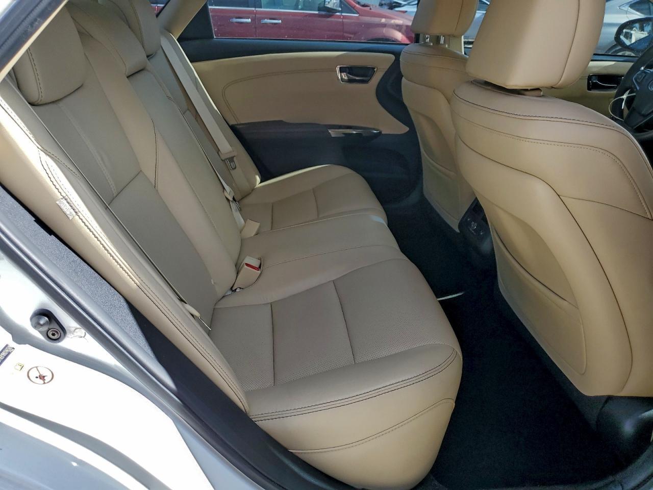 2017 TOYOTA Avalon