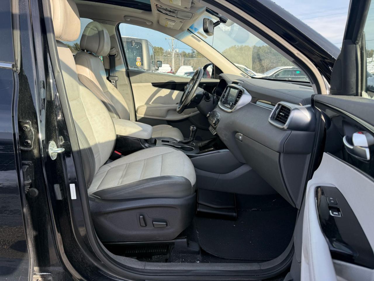2016 KIA SORENTO
