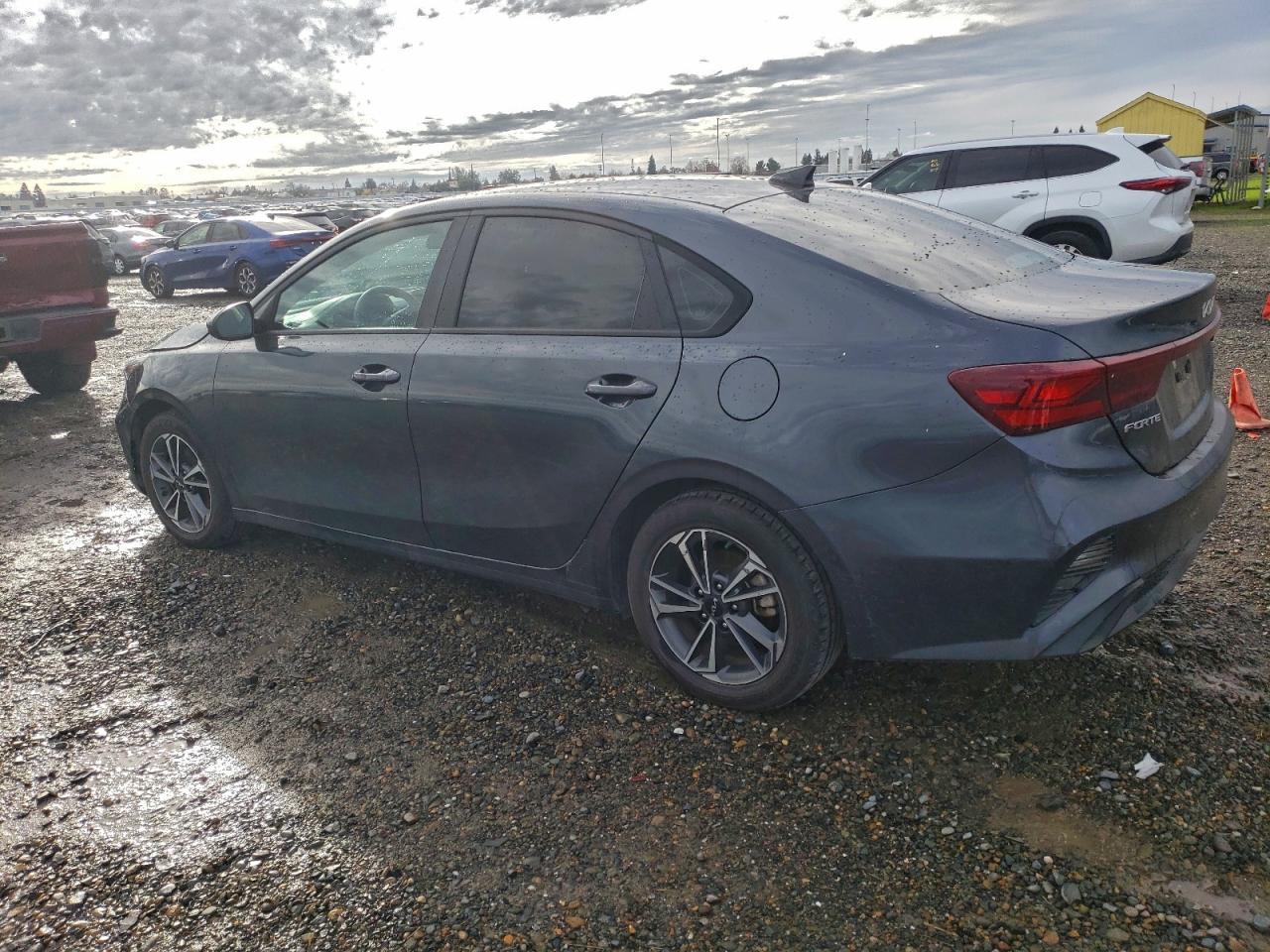 2023 KIA FORTE