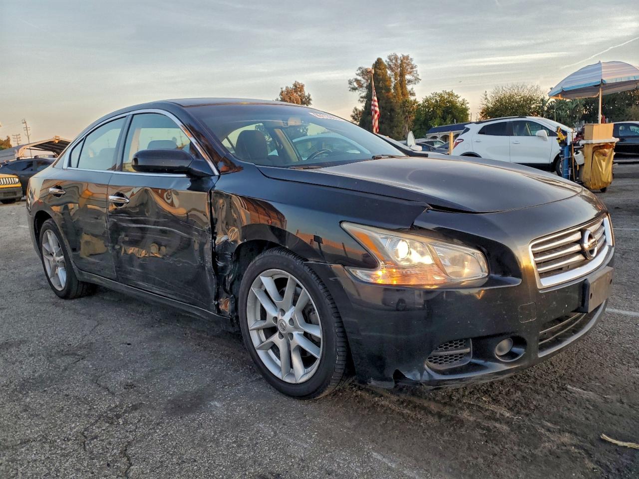 2012 NISSAN Maxima