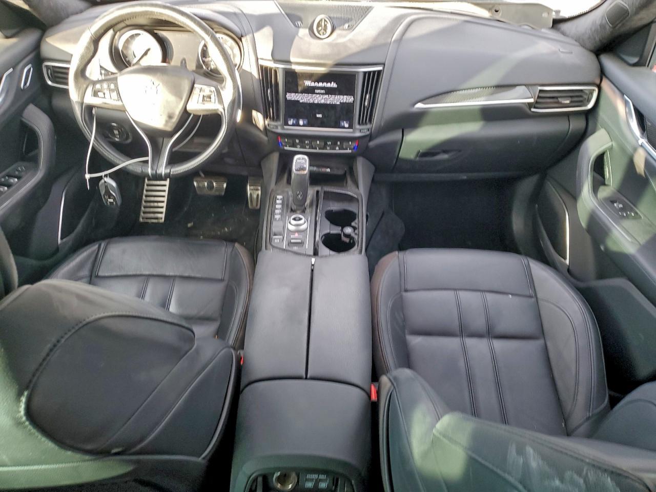 2023 MASERATI Levante