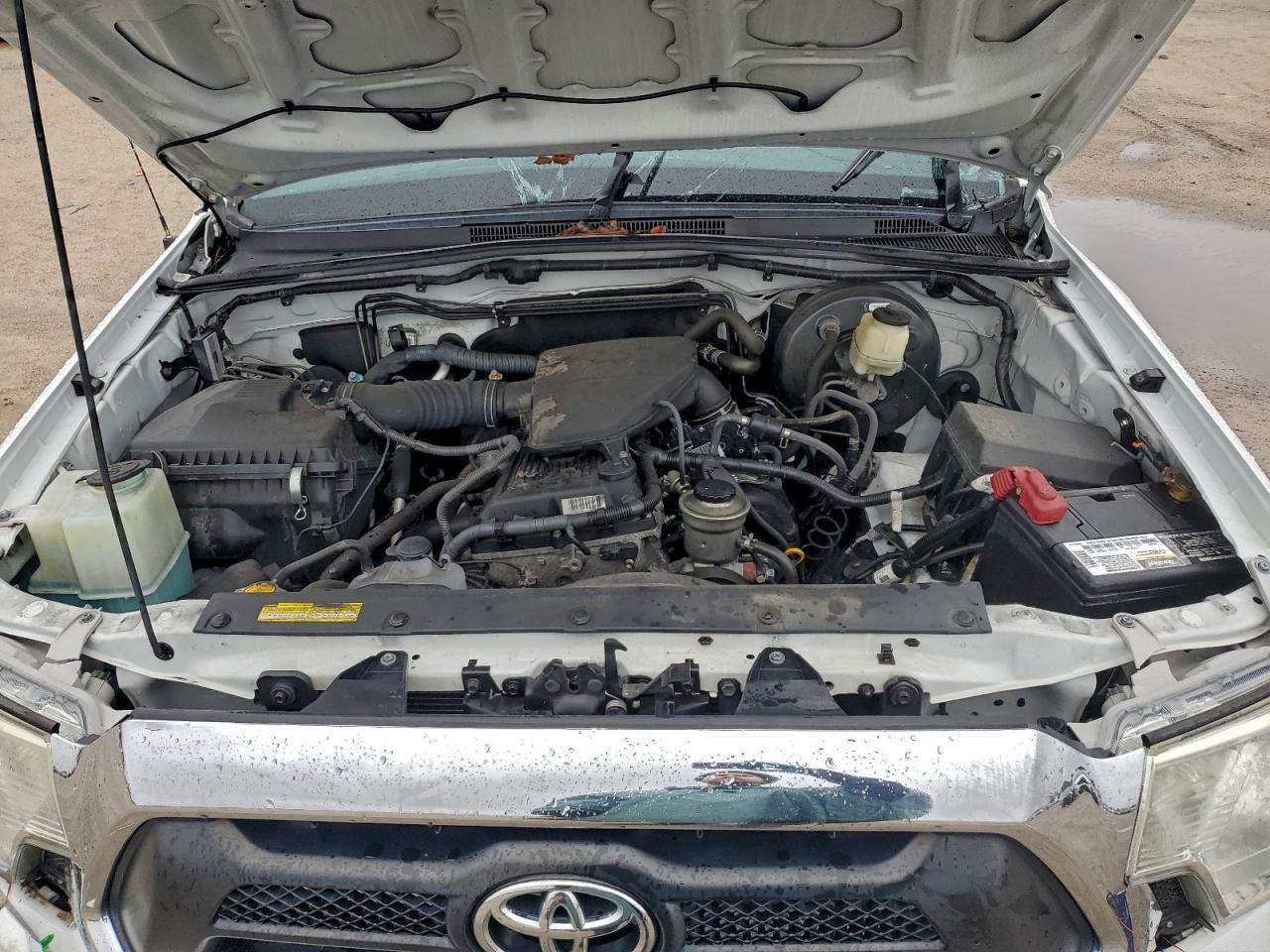 2015 TOYOTA TACOMA