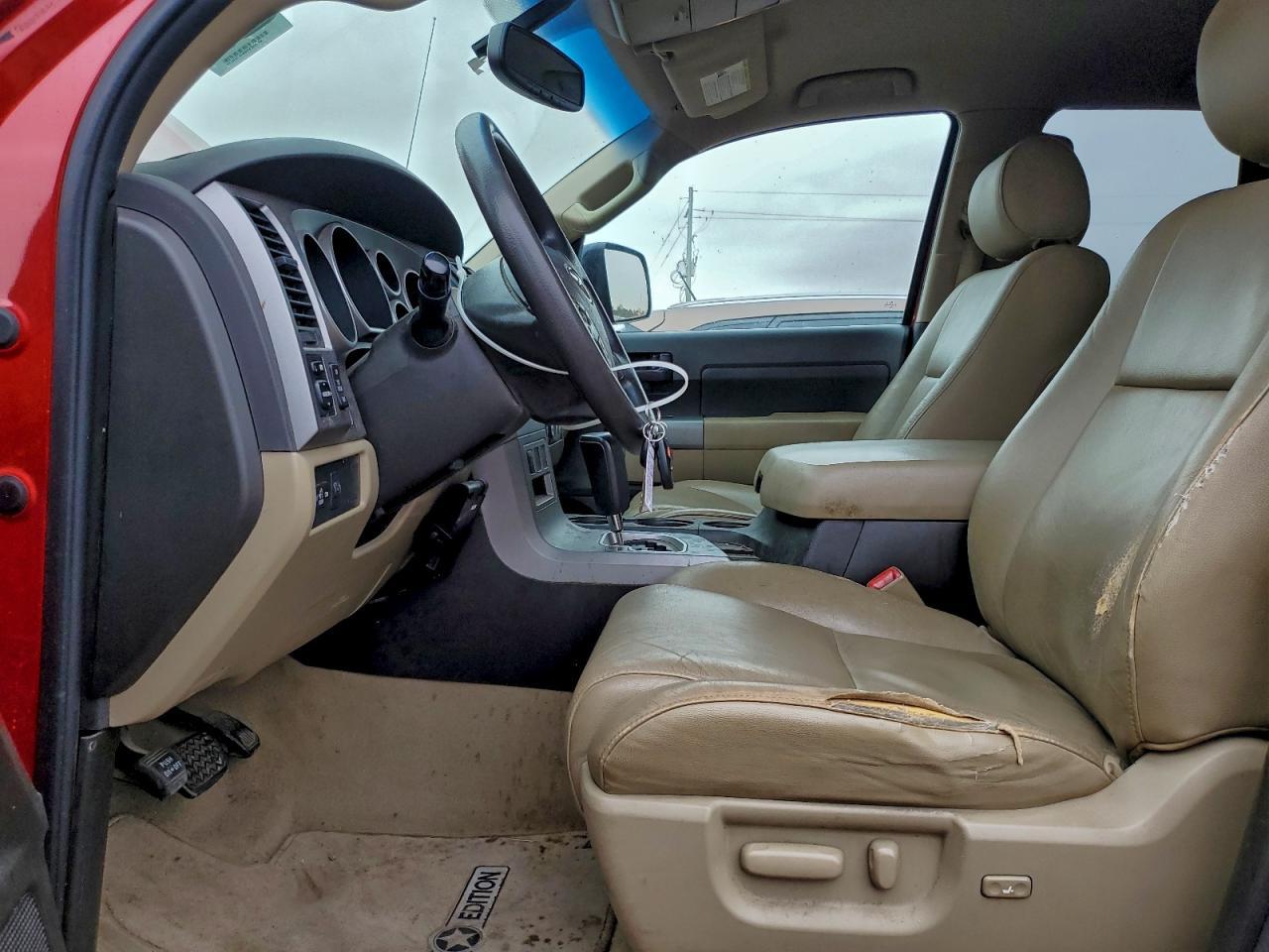 2011 TOYOTA TUNDRA