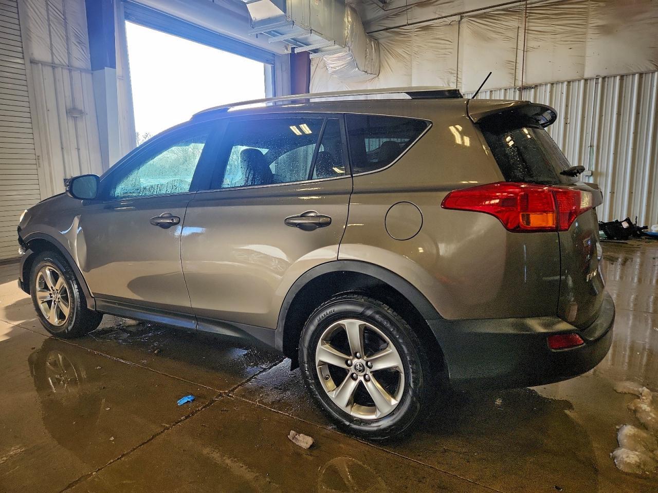 2015 TOYOTA RAV4