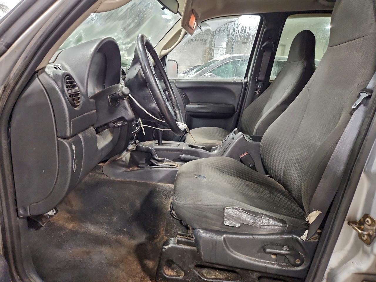 2003 JEEP Liberty