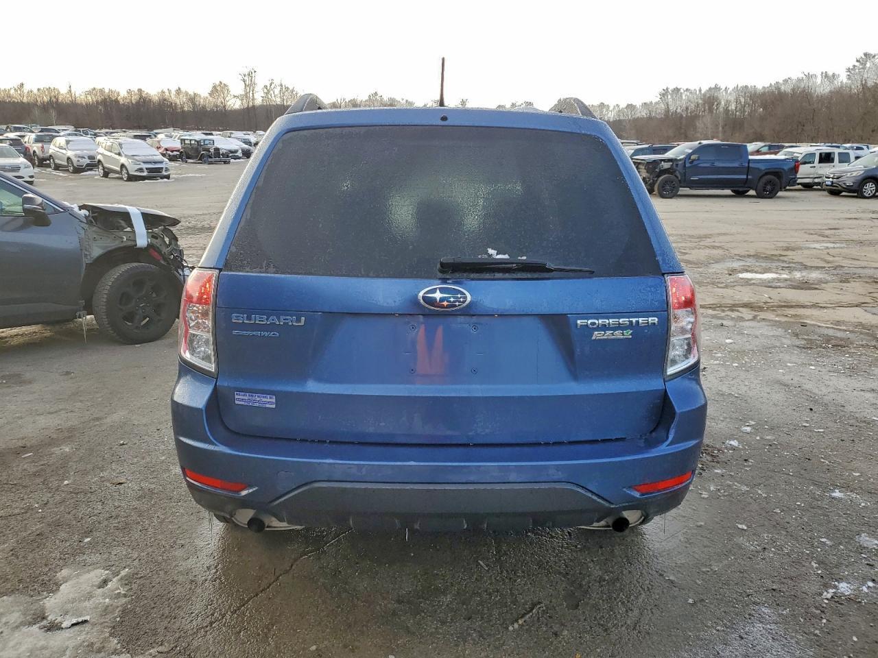 2011 SUBARU FORESTER