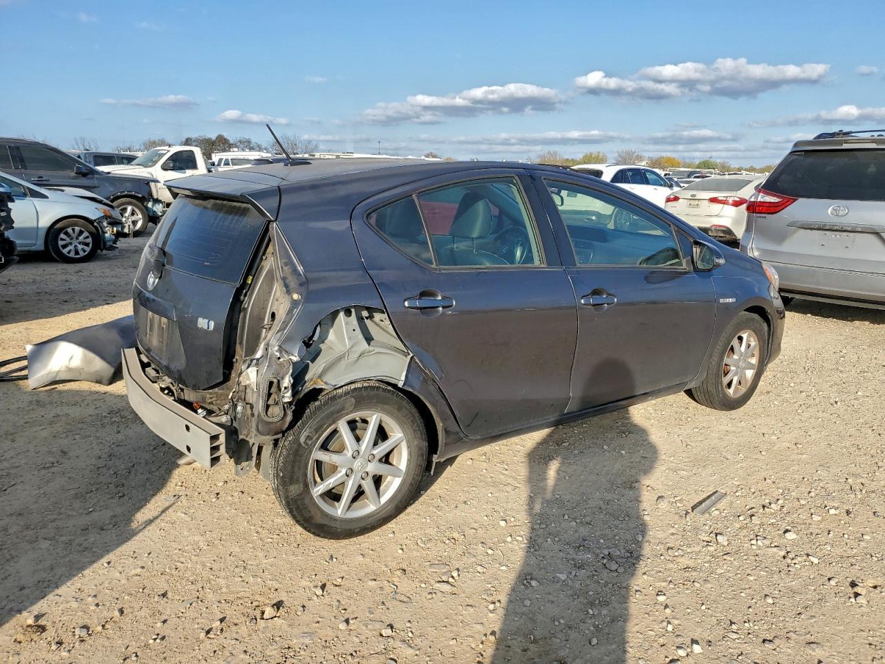 2014 TOYOTA Prius c