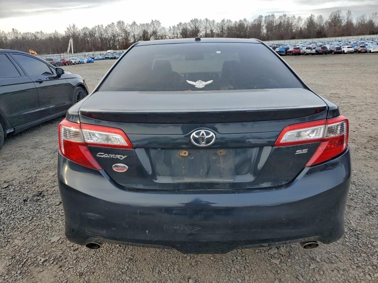 2012 TOYOTA CAMRY