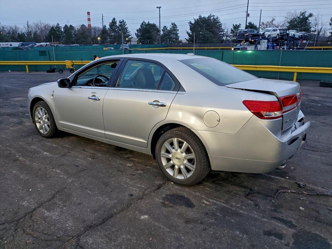 2010 LINCOLN MKZ