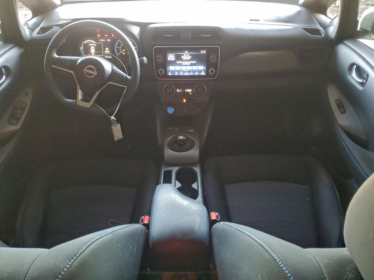 2023 NISSAN LEAF