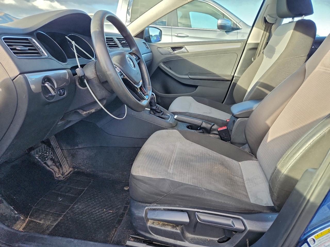 2018 VOLKSWAGEN JETTA