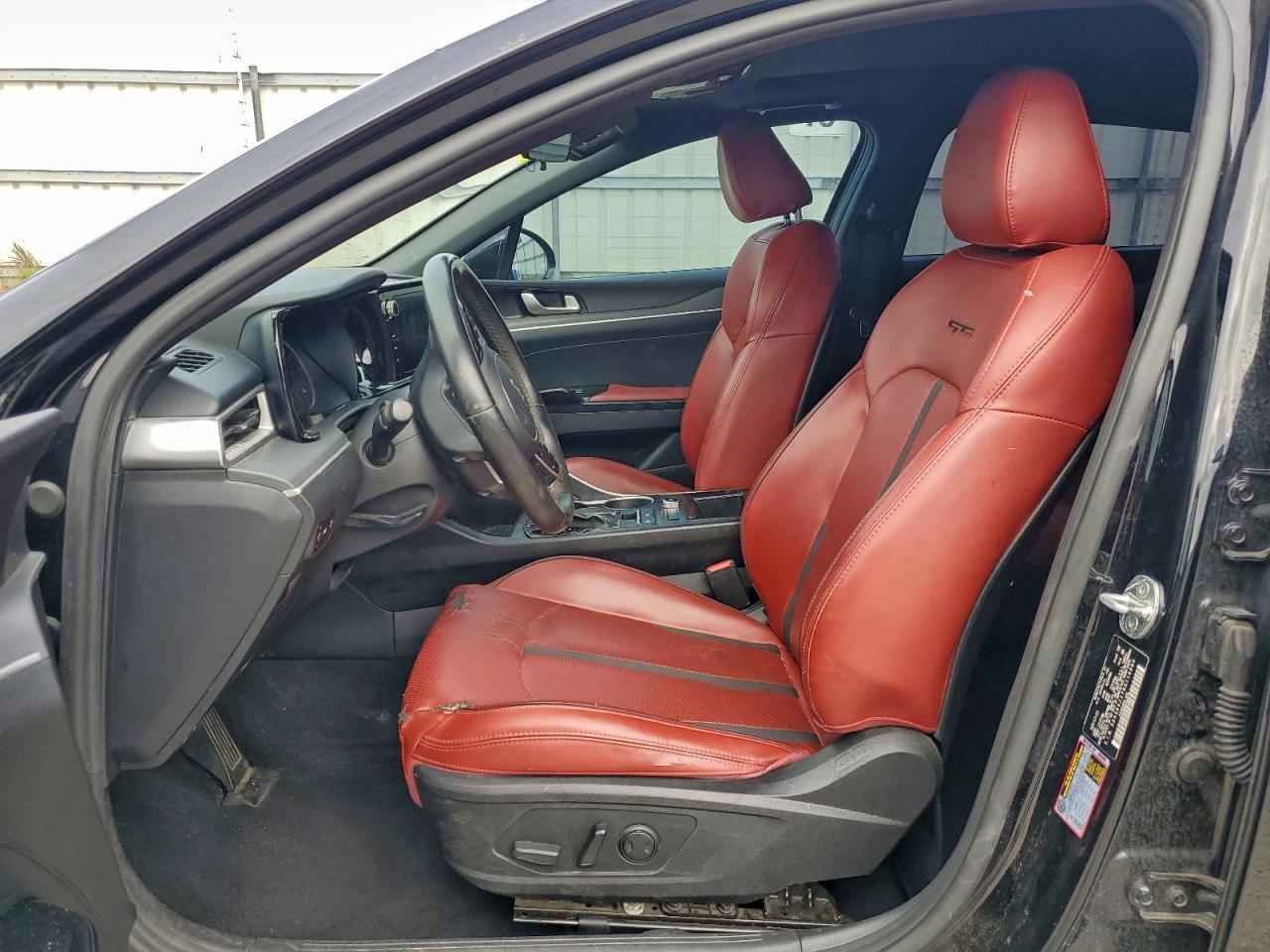 2022 KIA K5