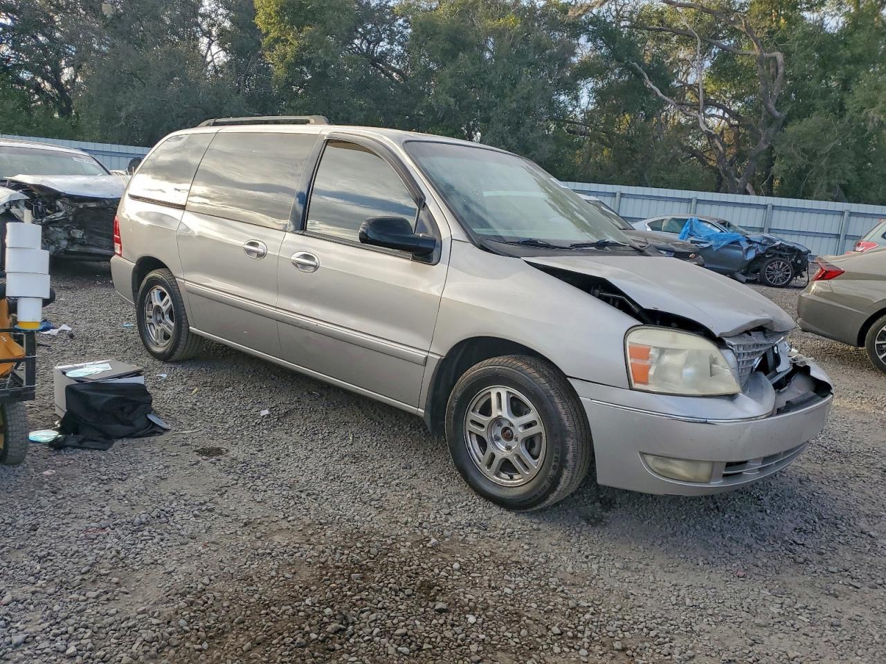 2006 FORD Freestar