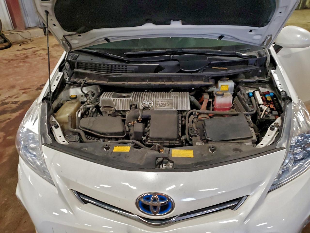 2012 TOYOTA PRIUS V