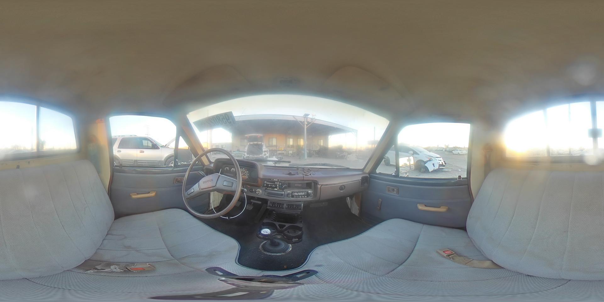 1983 TOYOTA Pickup