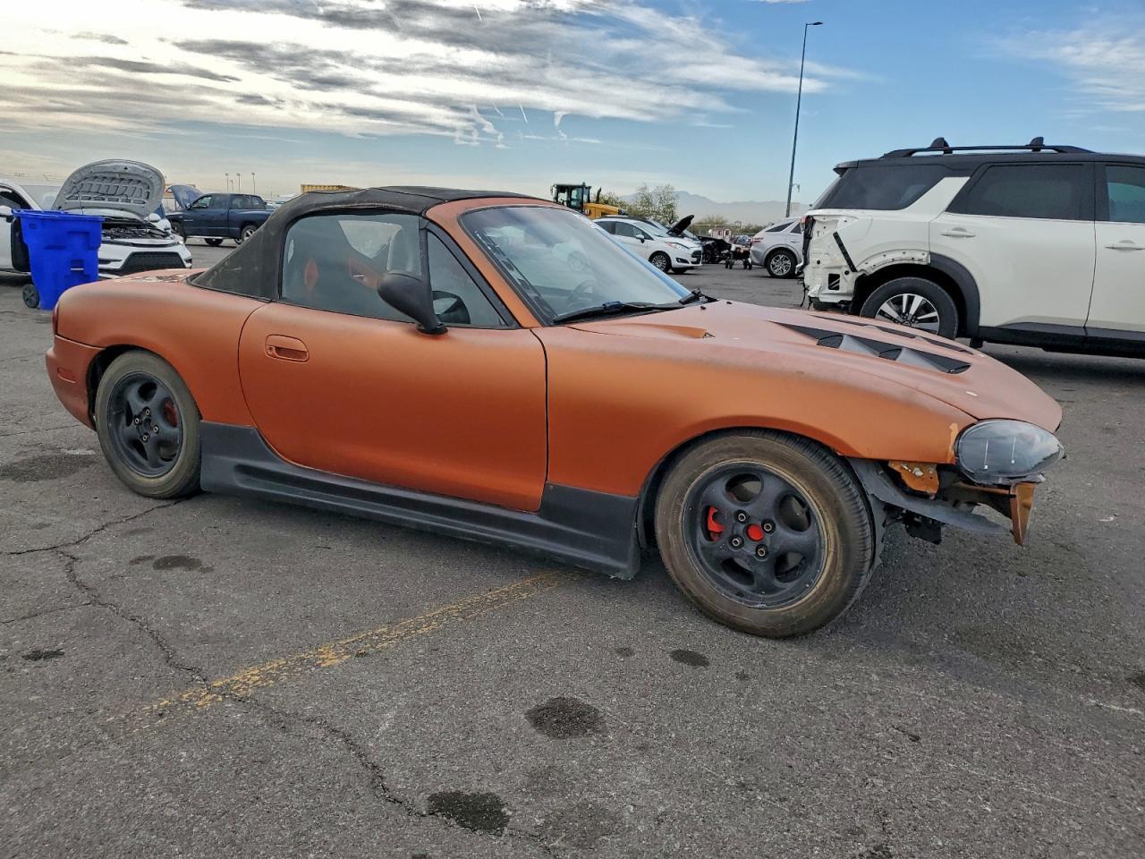 2000 MAZDA MX-5 Miata