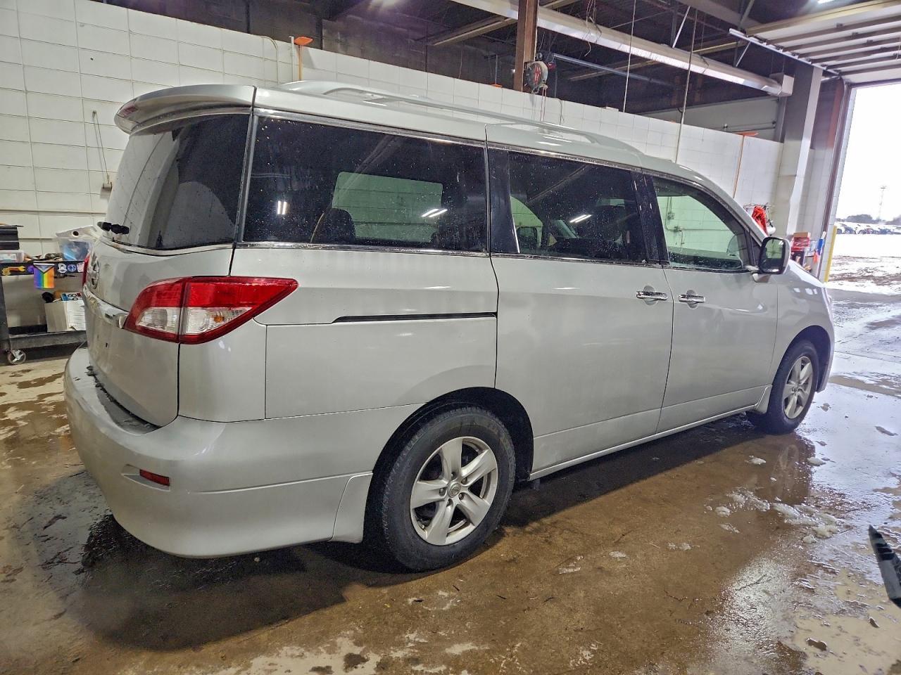 2014 NISSAN Quest
