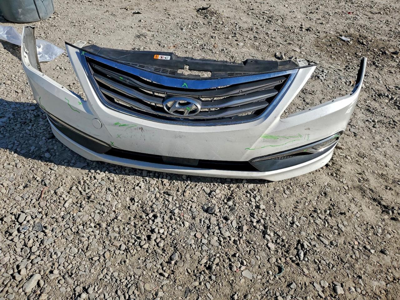 2016 HYUNDAI Azera