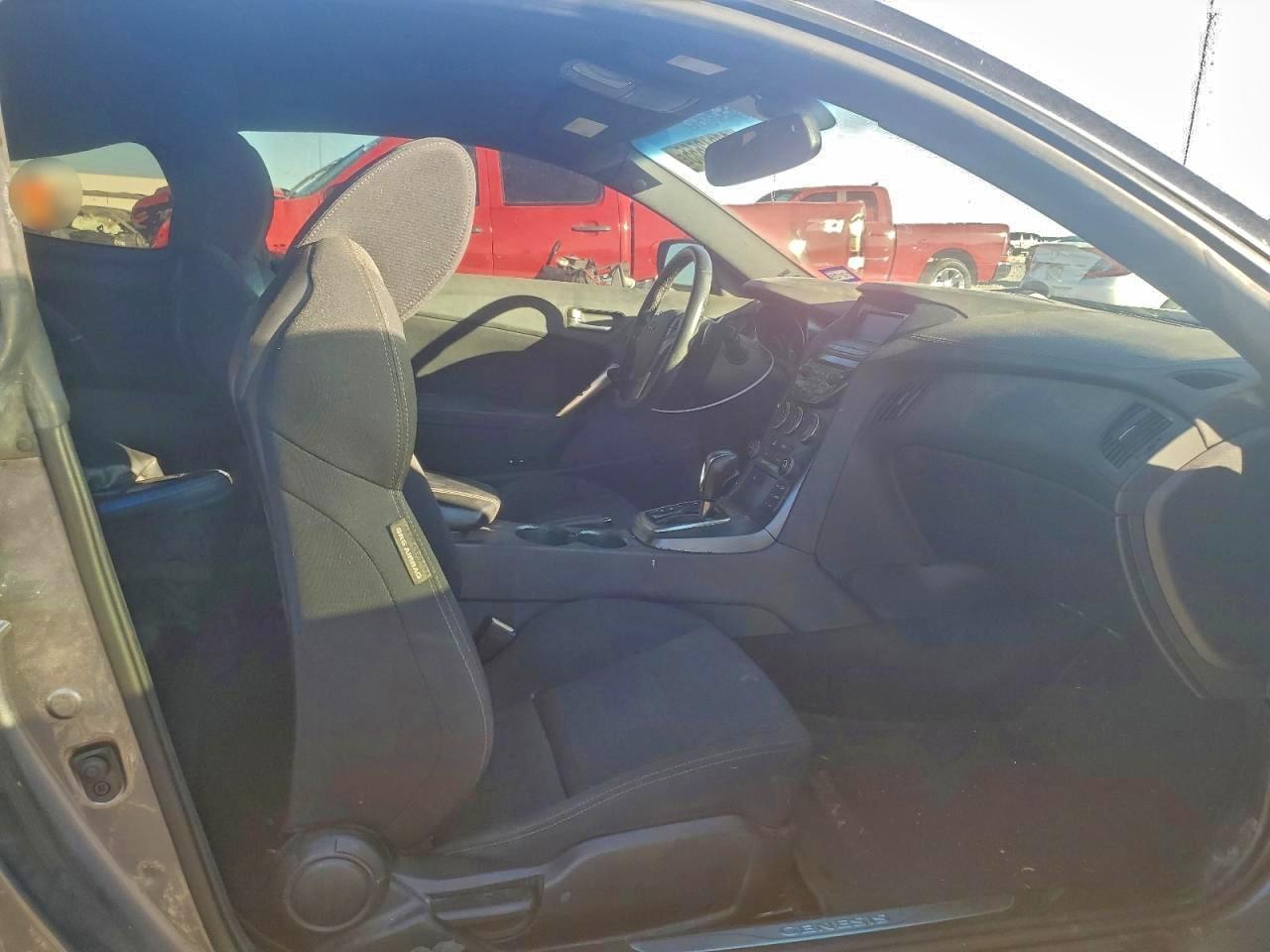 2015 HYUNDAI GENESIS