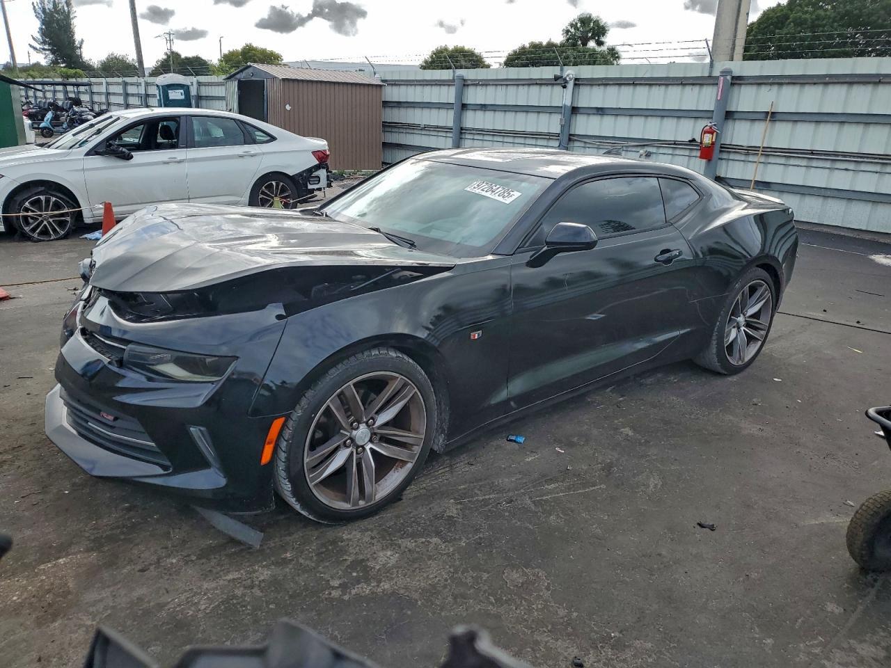 2017 CHEVROLET Camaro