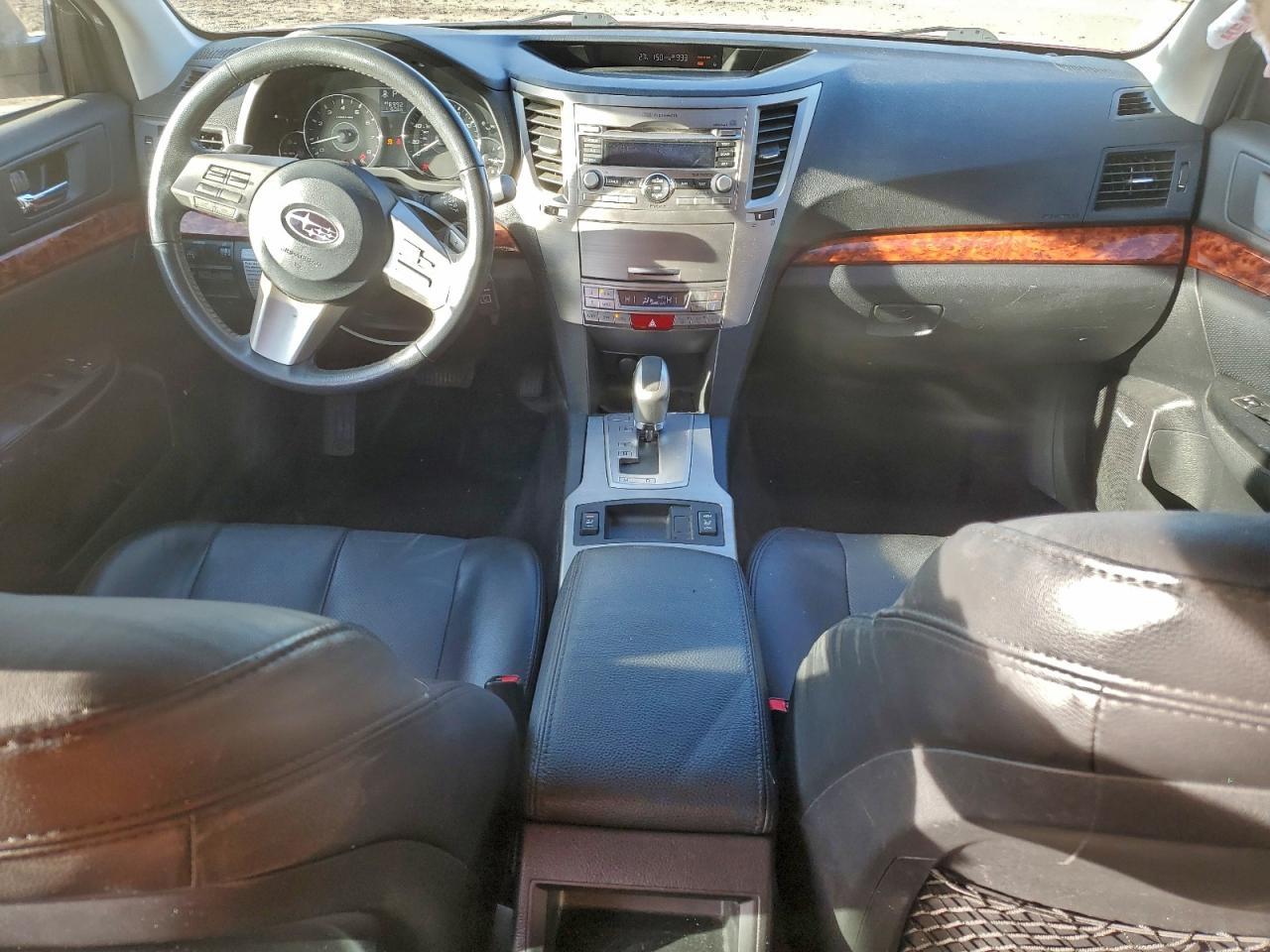 2011 SUBARU Legacy