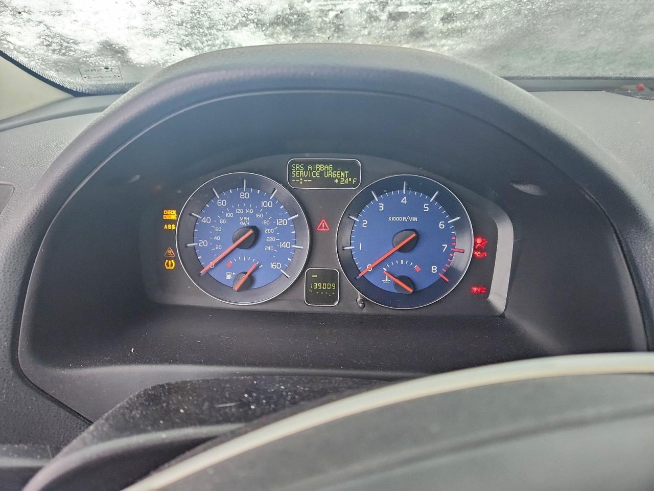 2012 VOLVO C30
