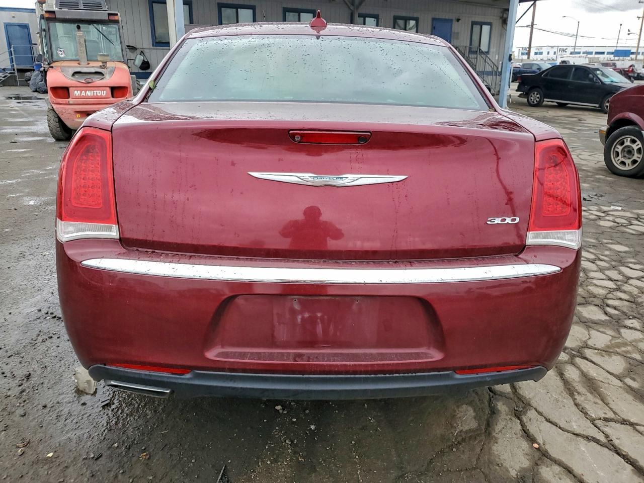 2018 CHRYSLER 300