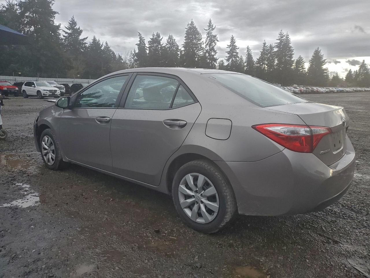 2015 TOYOTA COROLLA
