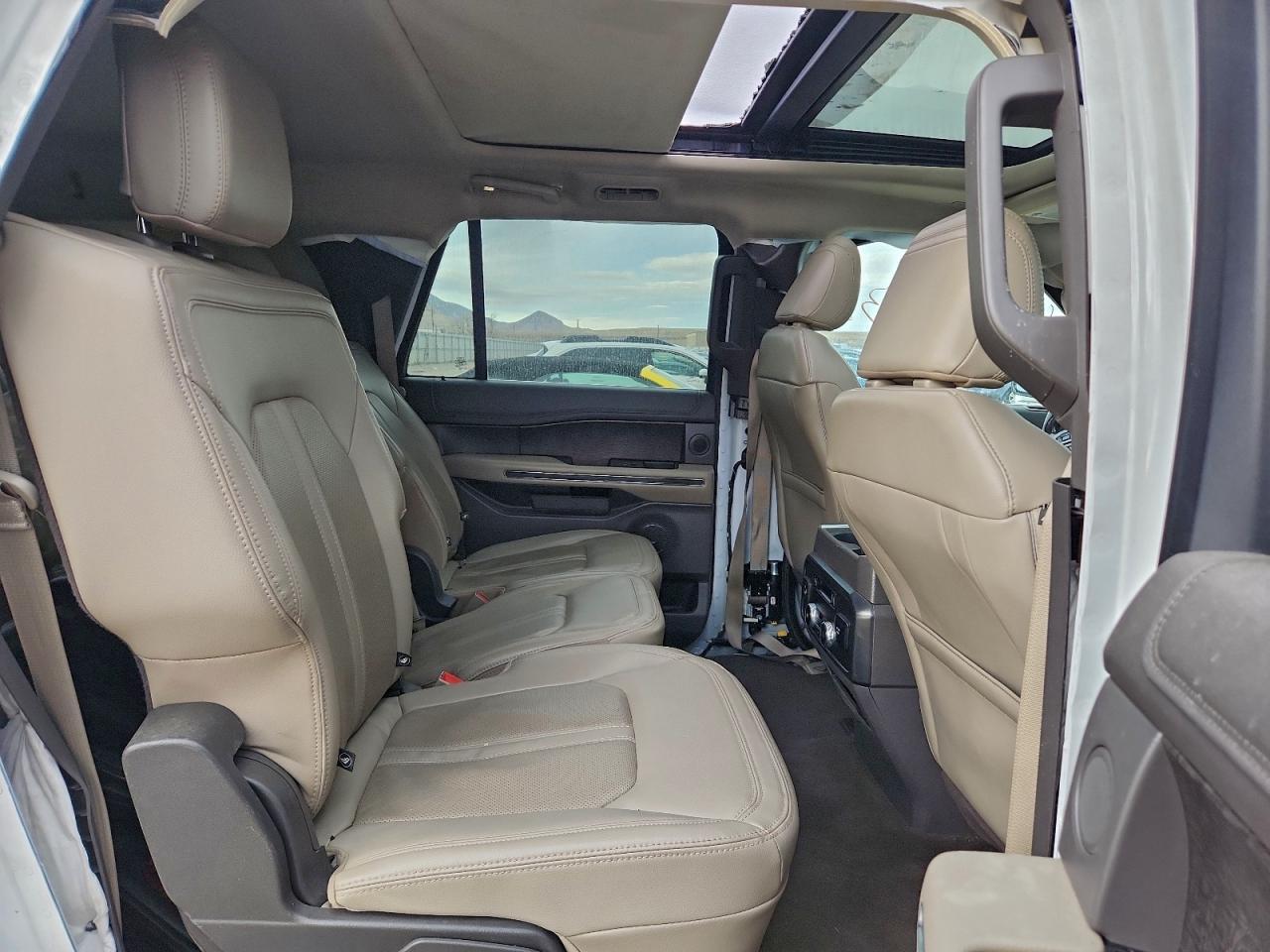2021 FORD Expedition