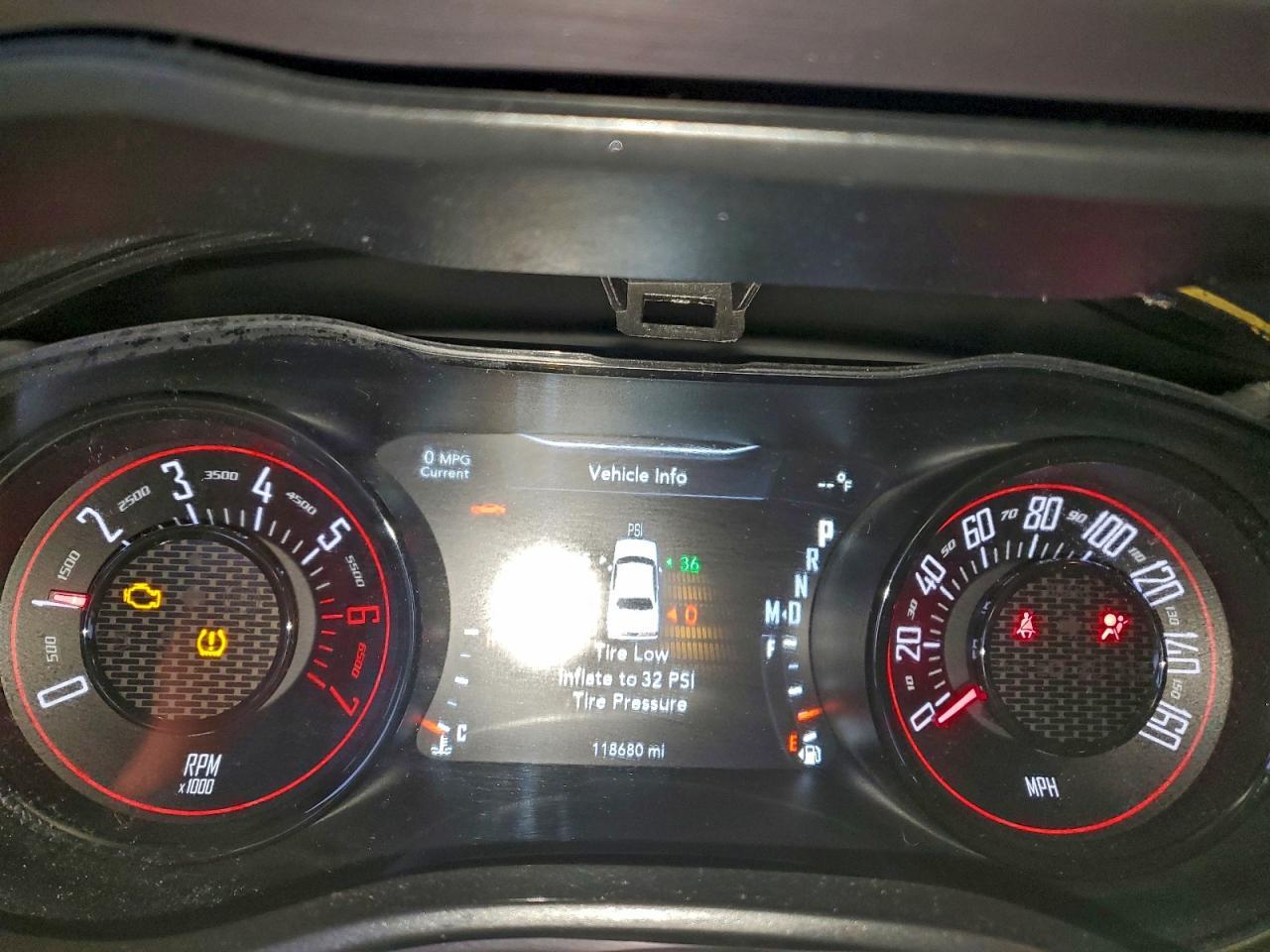 2017 DODGE Challenger