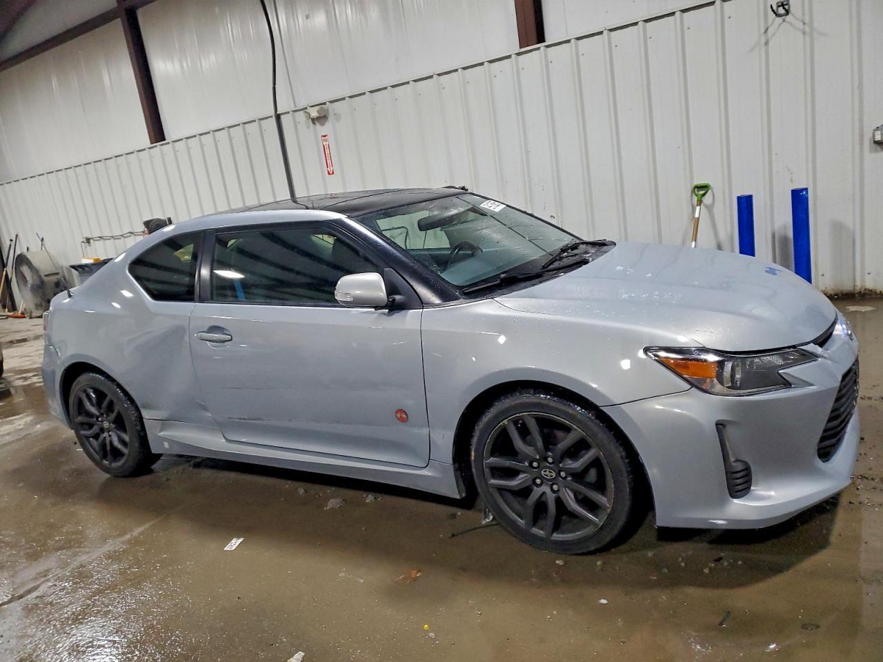 2014 TOYOTA SCION