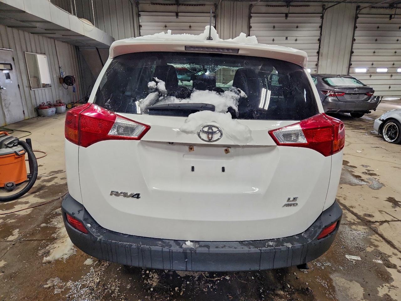 2015 TOYOTA RAV4