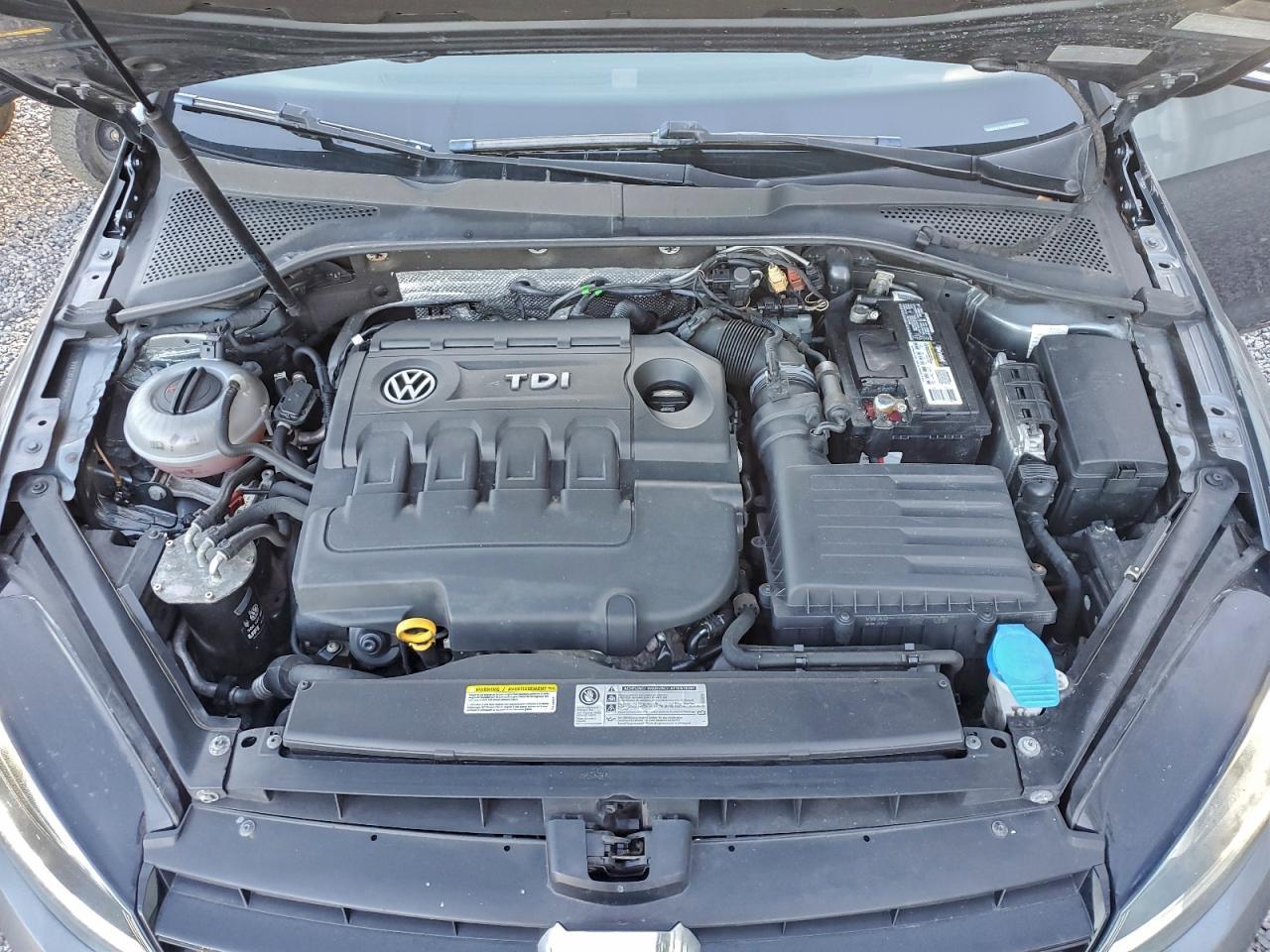 2015 VOLKSWAGEN GOLF