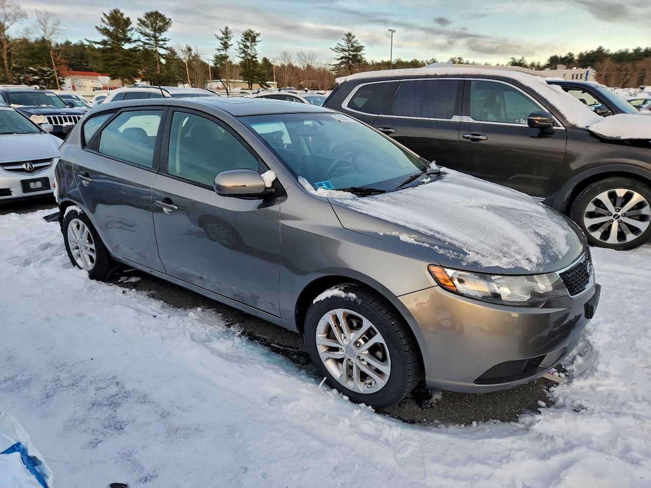 2011 KIA FORTE