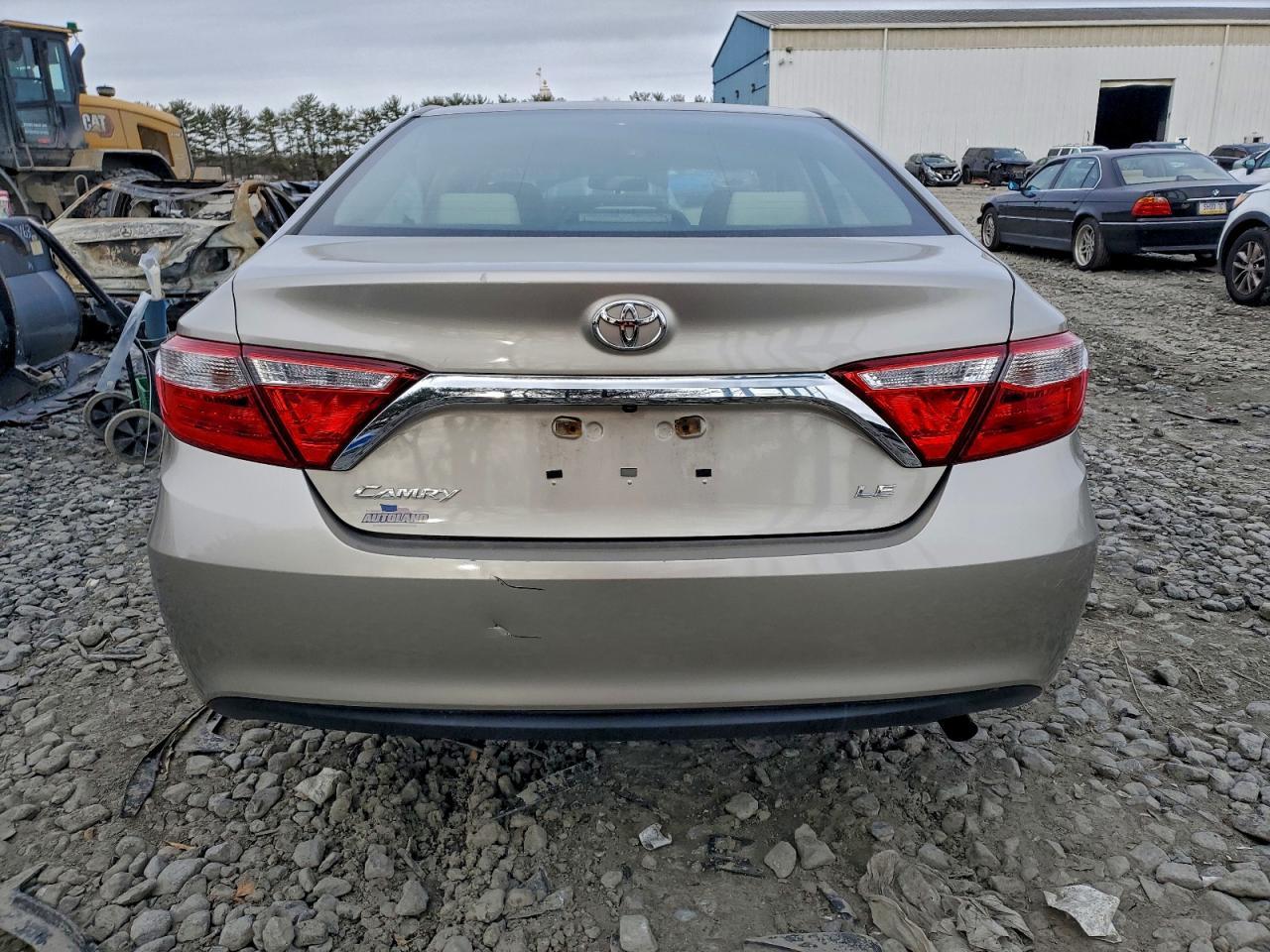 2017 TOYOTA CAMRY