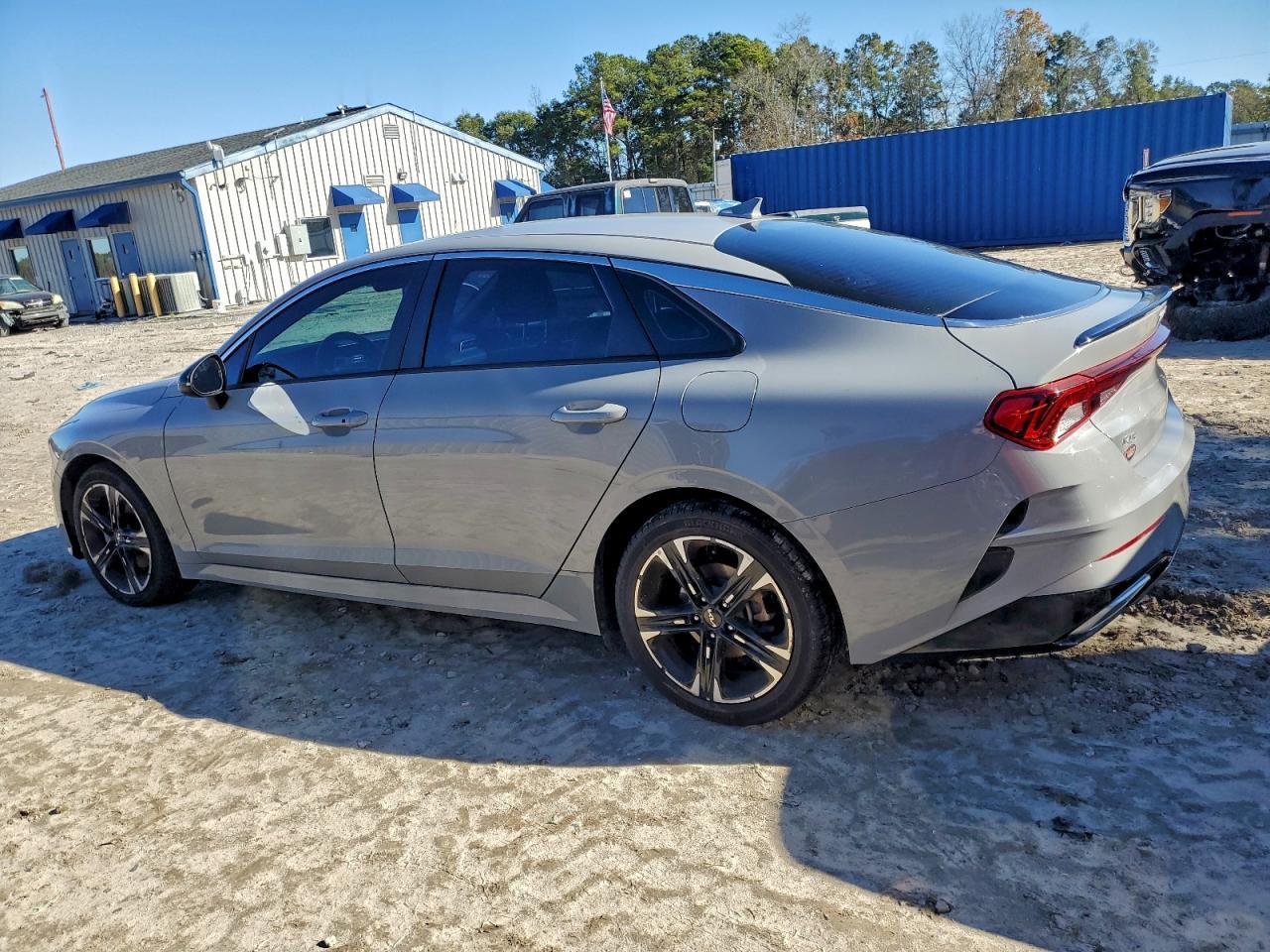 2022 KIA K5