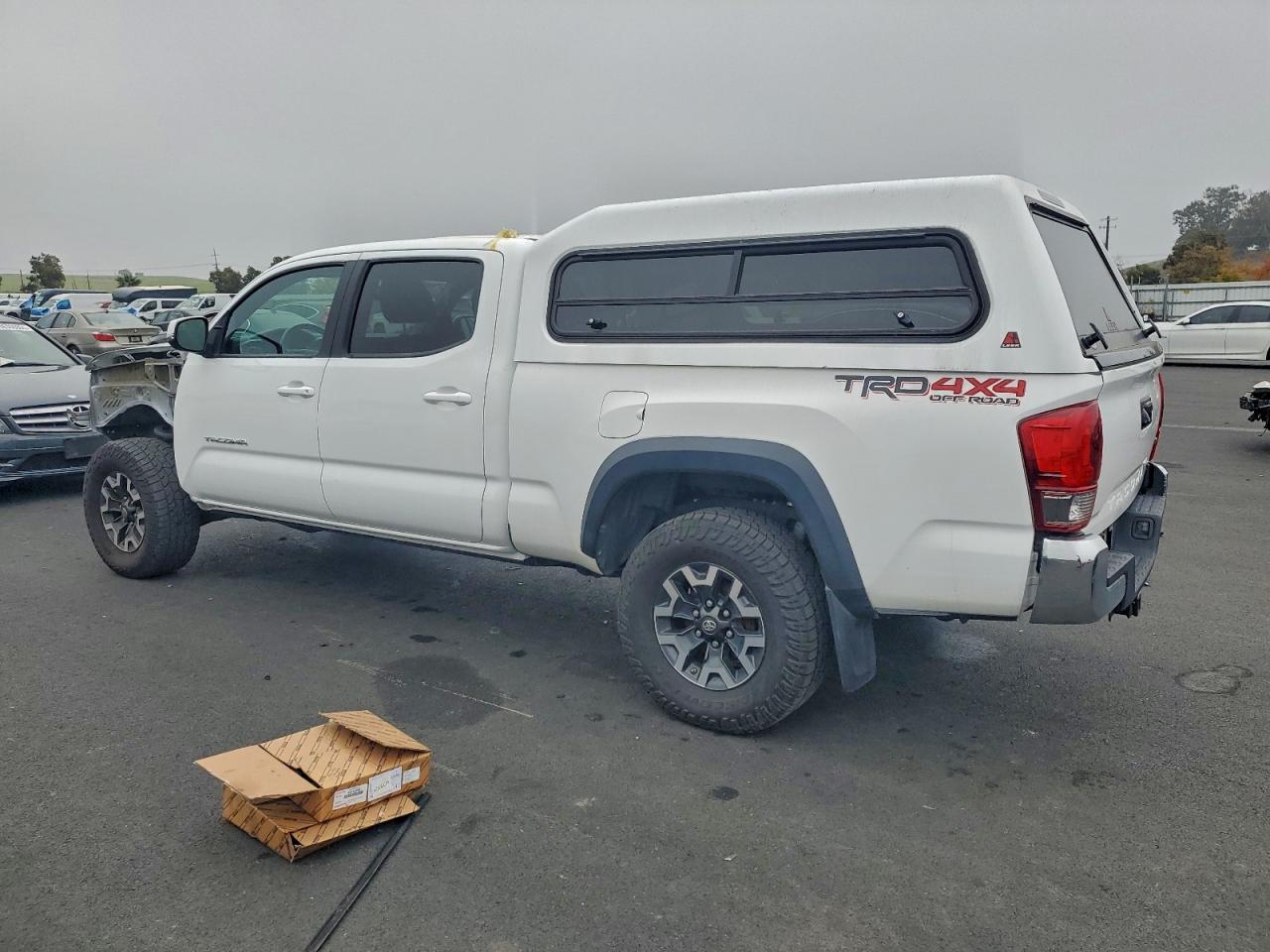 2017 TOYOTA TACOMA