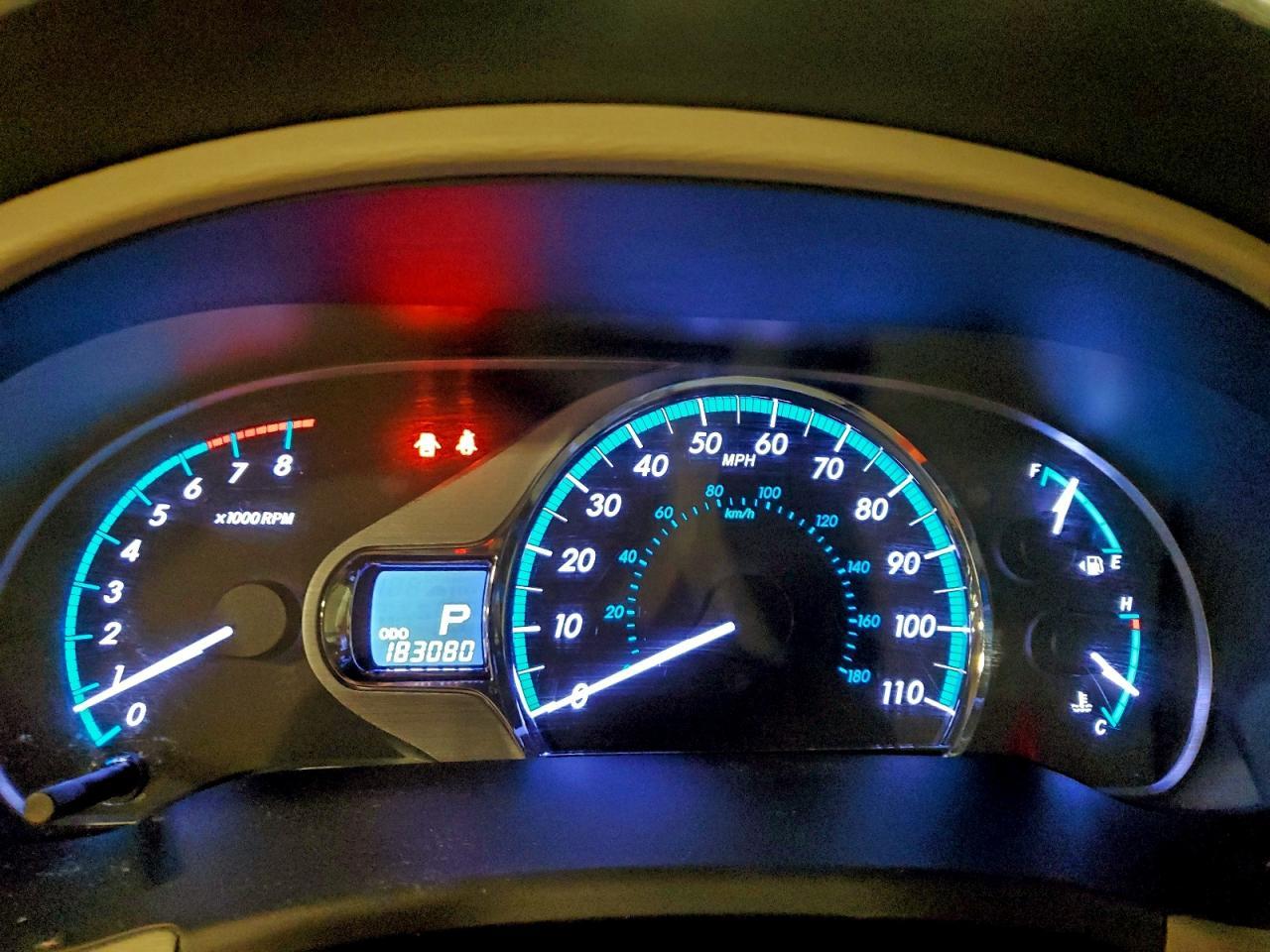 2013 TOYOTA SIENNA