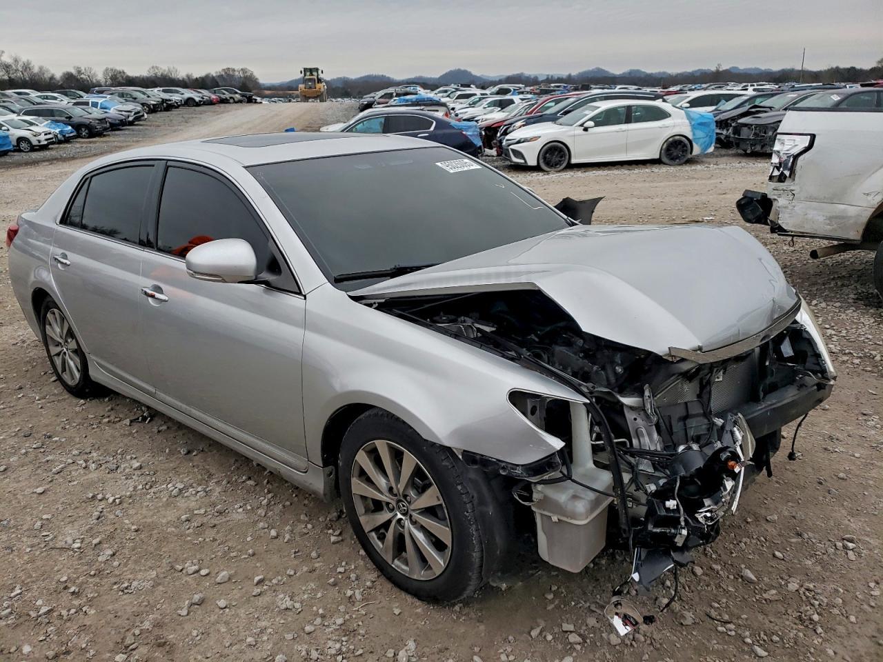 2012 TOYOTA Avalon