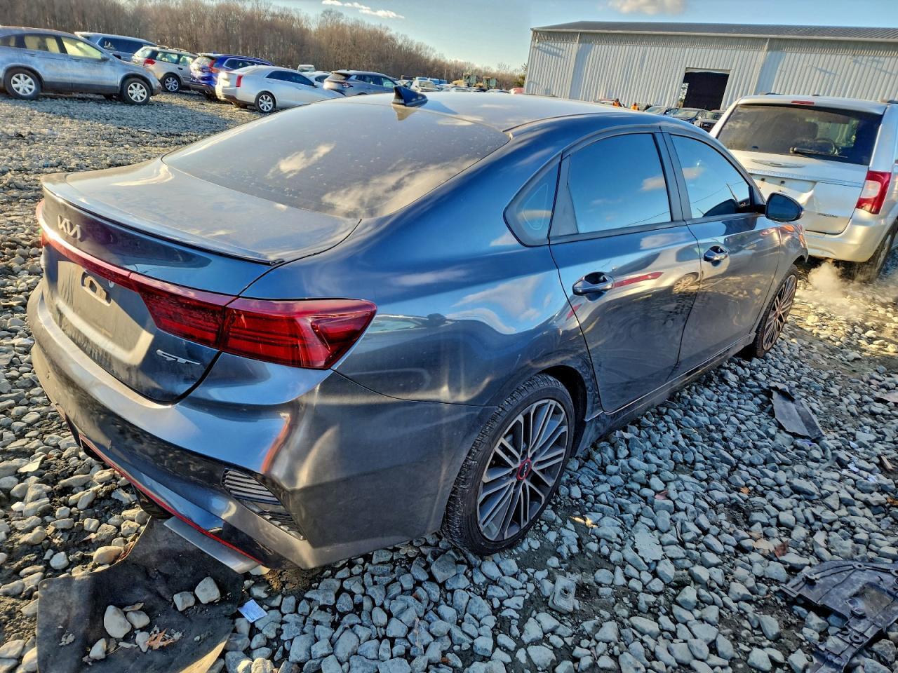 2023 KIA FORTE