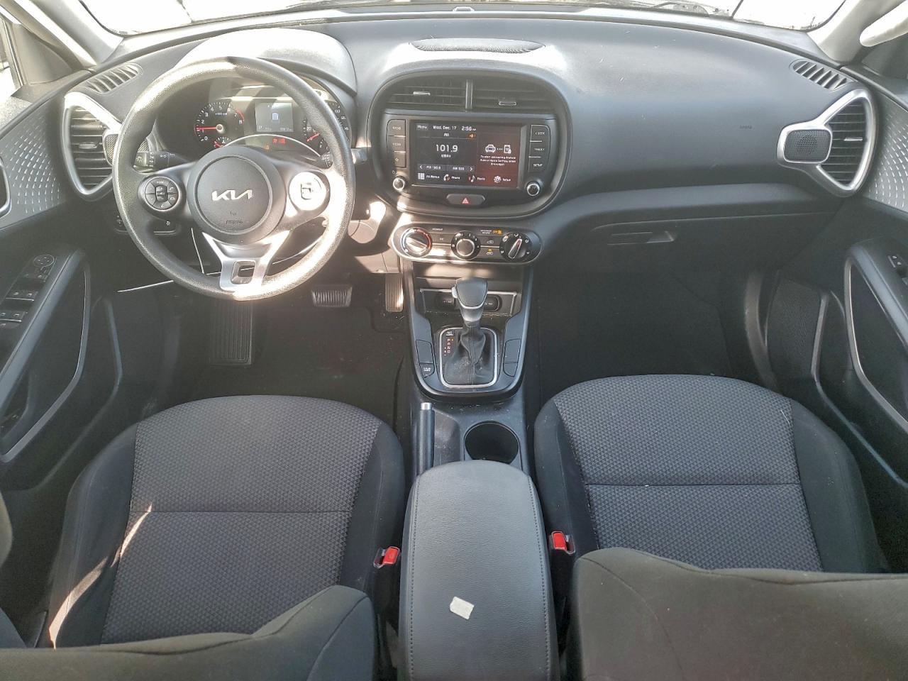 2022 KIA SOUL