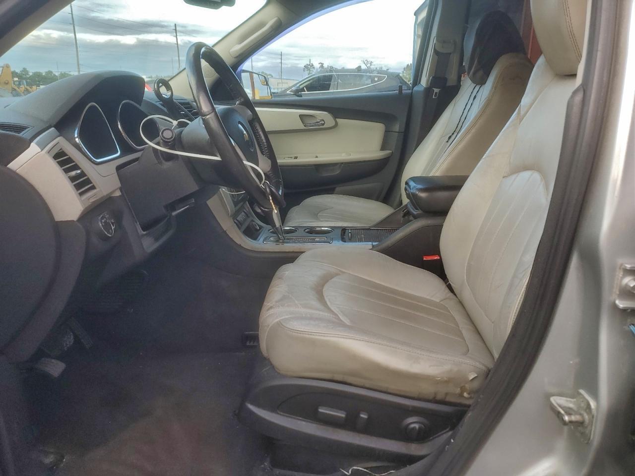 2011 CHEVROLET TRAVERSE