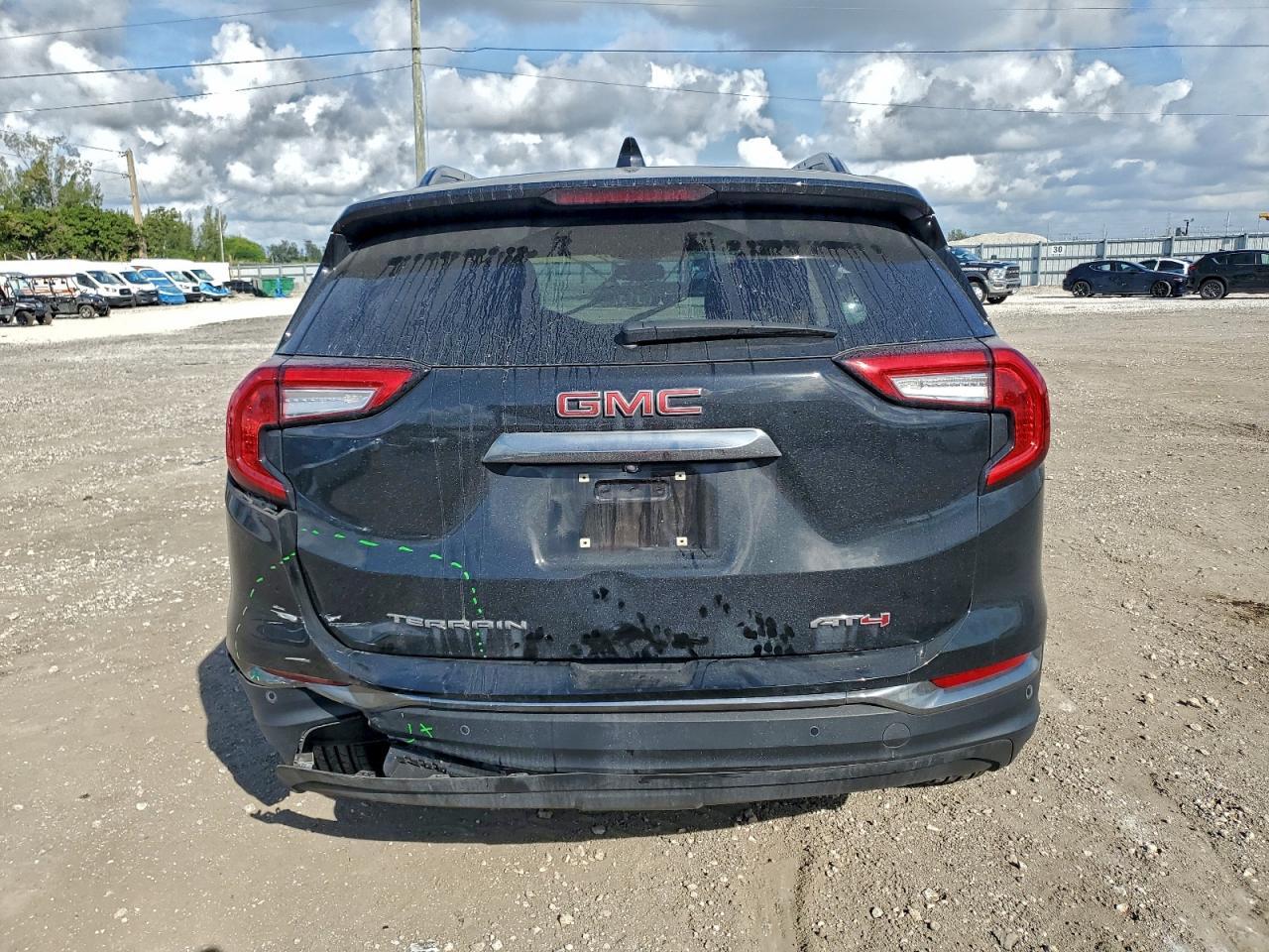 2024 GMC Terrain