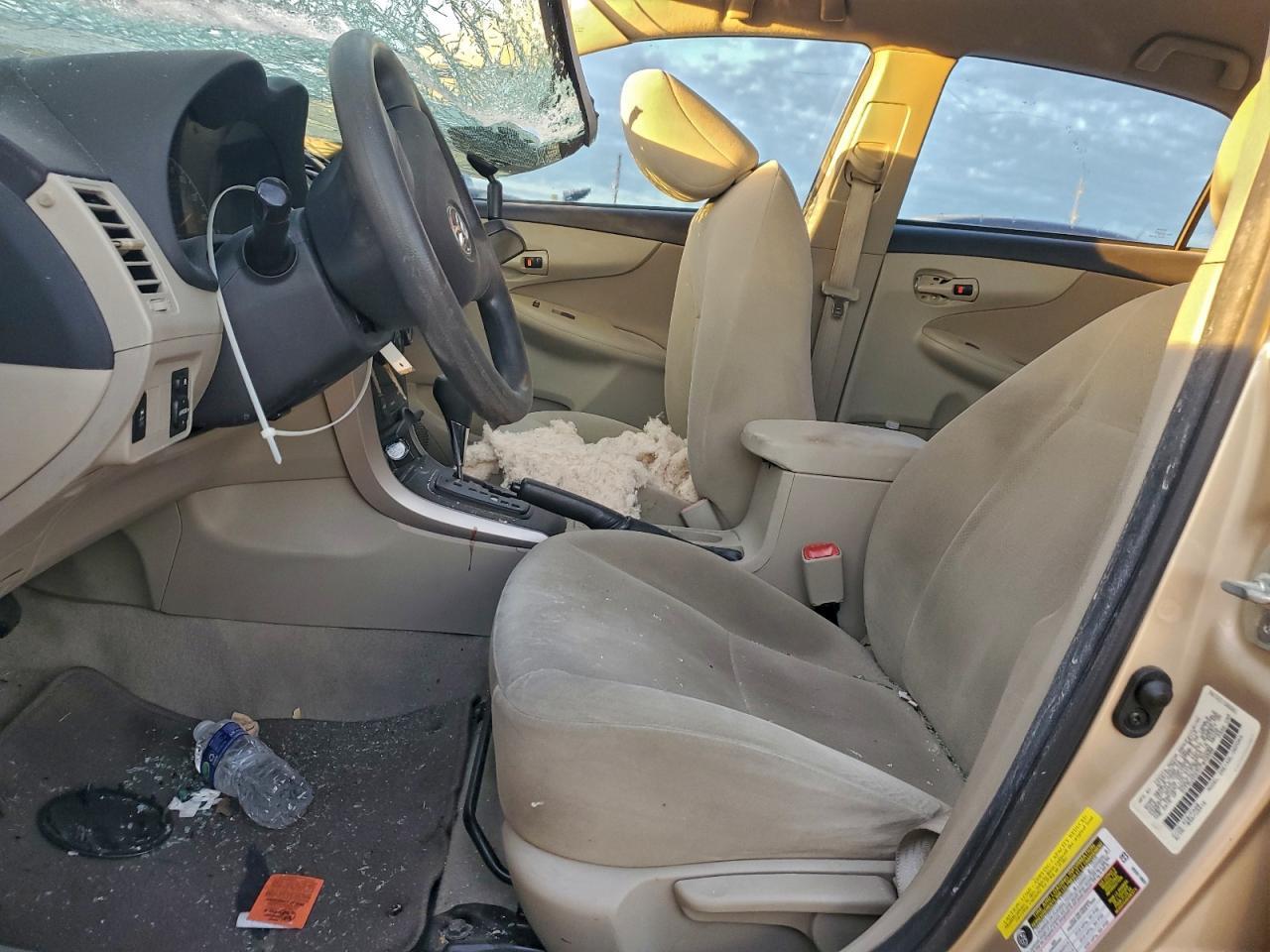 2012 TOYOTA COROLLA