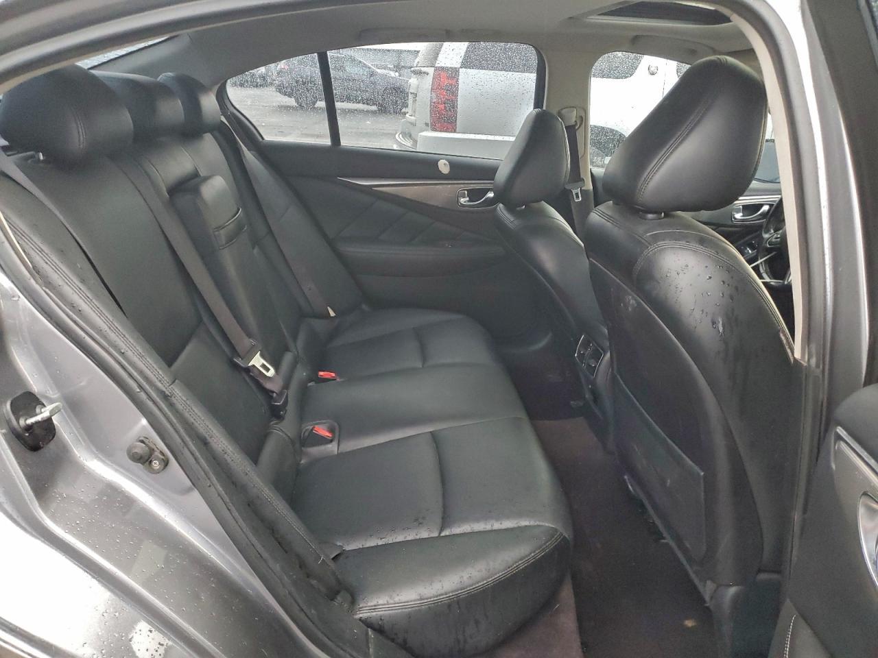 2017 INFINITI Q50