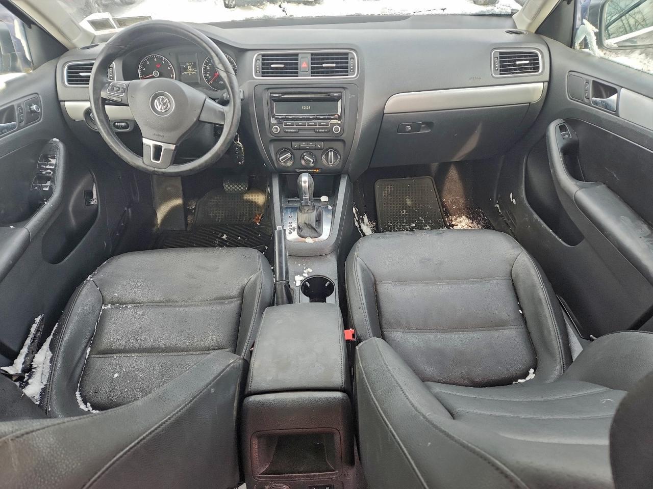2013 VOLKSWAGEN JETTA