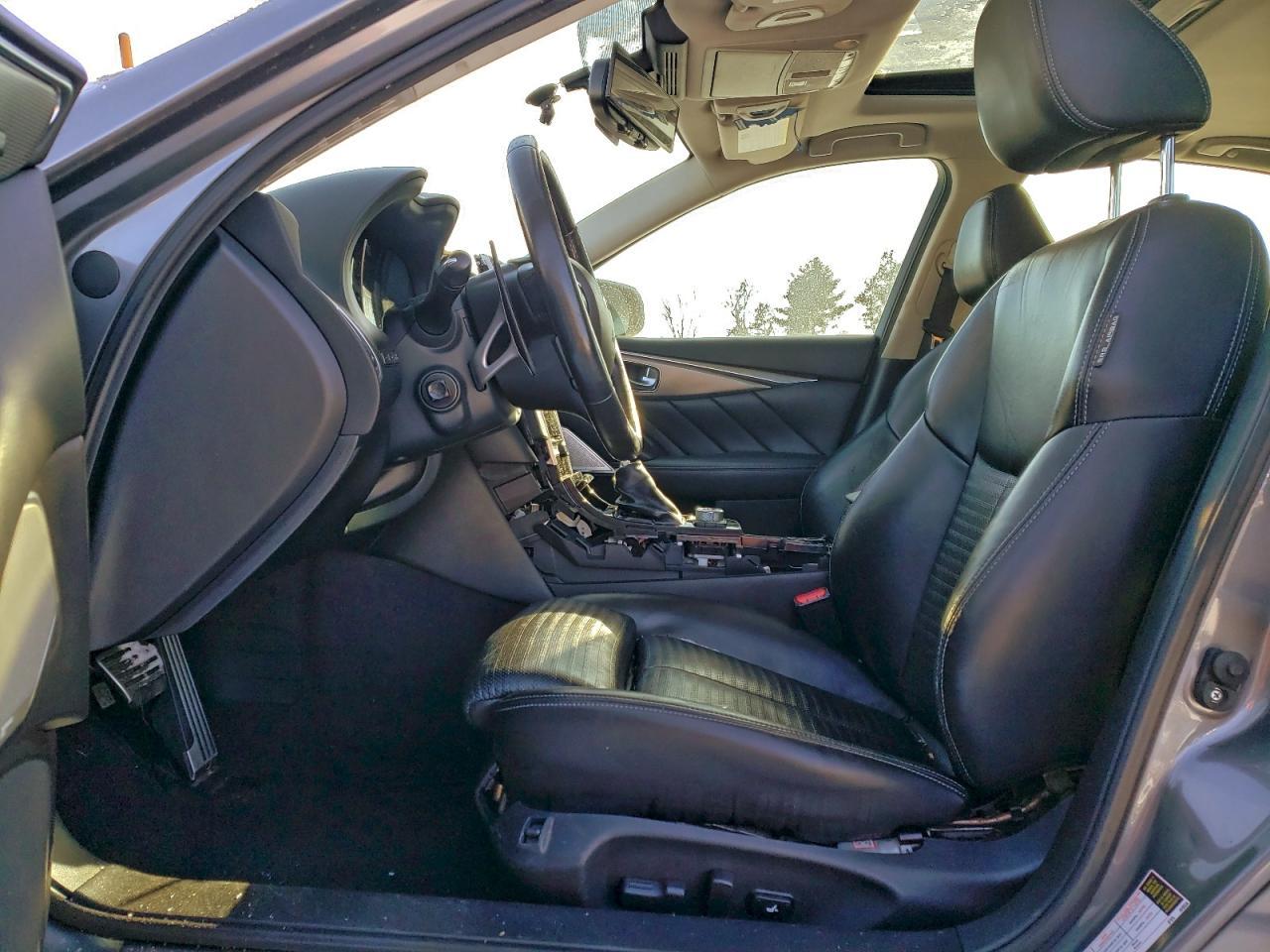 2017 INFINITI Q50