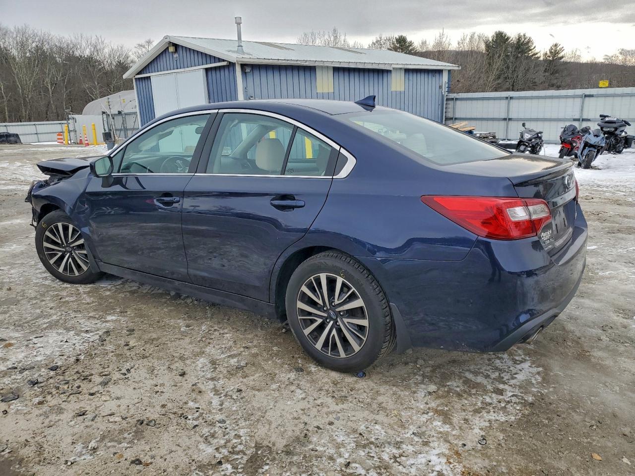 2018 SUBARU Legacy