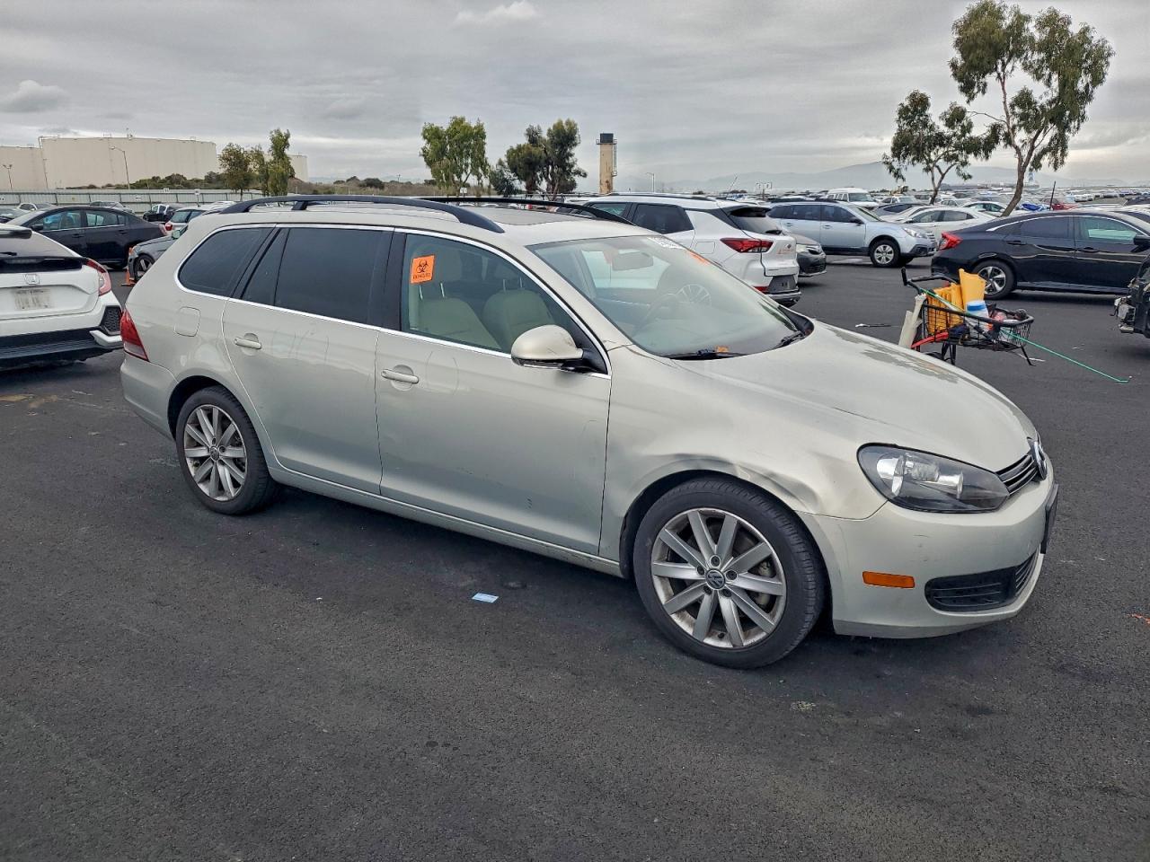 2012 VOLKSWAGEN JETTA